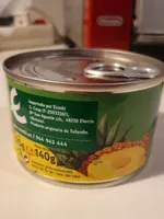 Piña en rodajas en su jugo