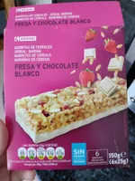 Barrita de cereales con fresa y chocolate blanco