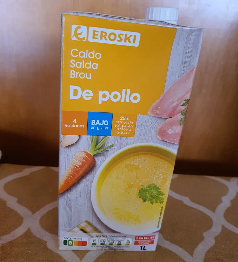 Caldo pollo