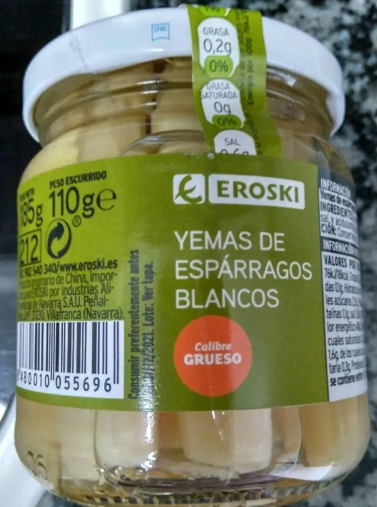 Yemas de espárragos blancos