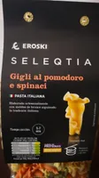 Gigli al pomodoro e spinaci