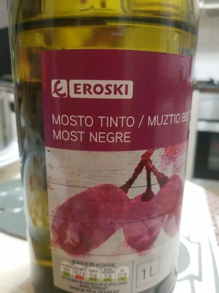 Mosto tinto