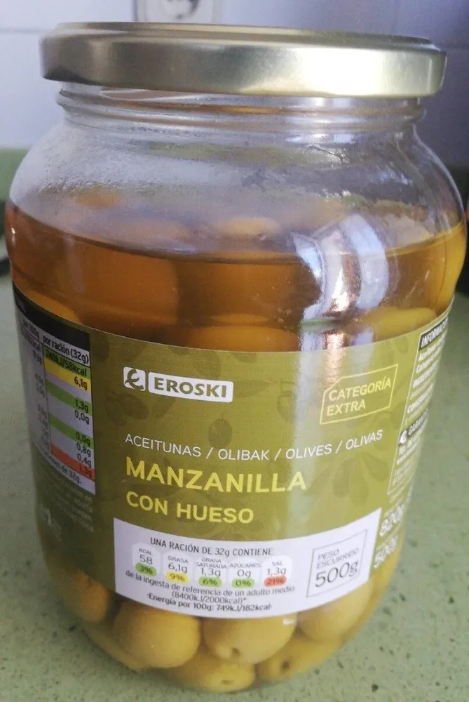 Aceitunas manzanilla con hueso