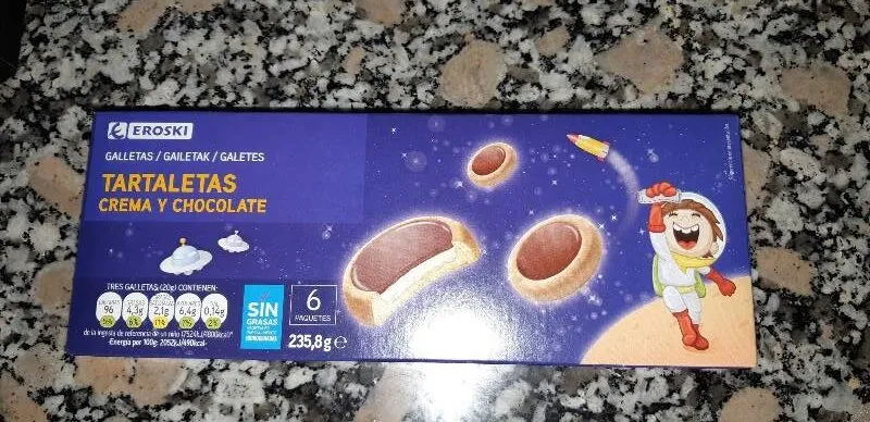 Tartaletas de crema y chocolate