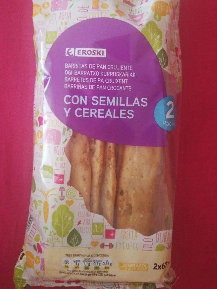 Barritas de pan crujiente con semillas y cereales