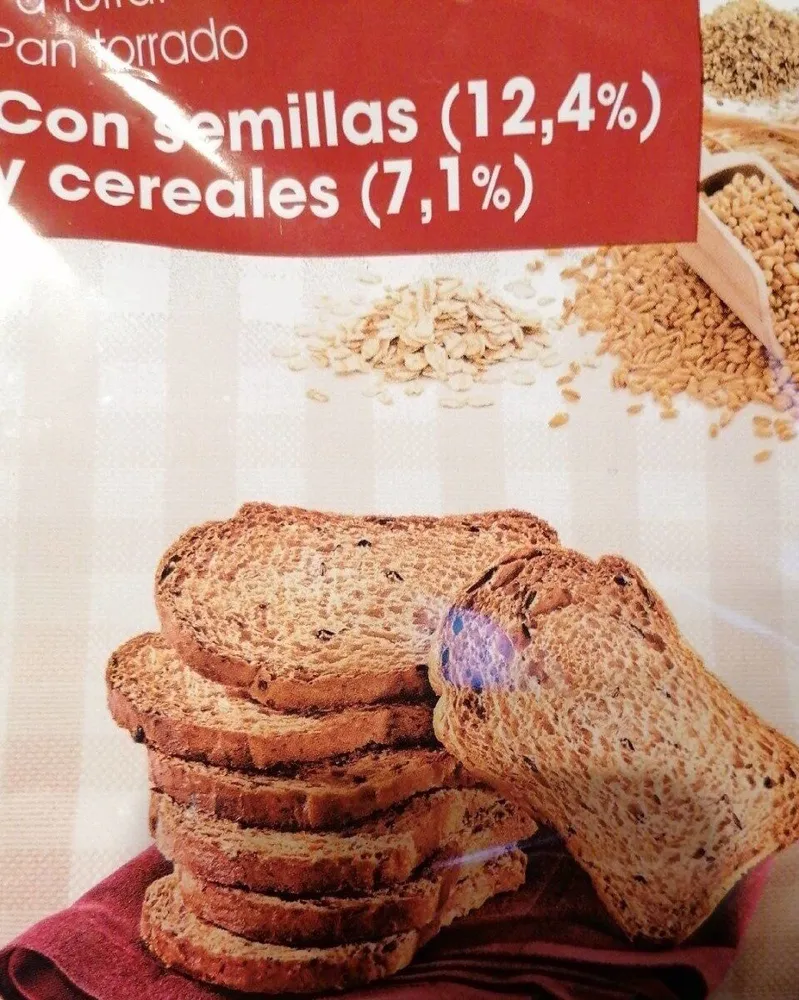 Pan tostado con semillas y cereales