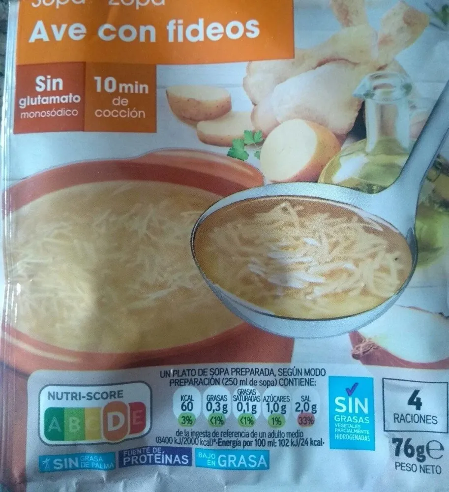 sopa ave con fideos