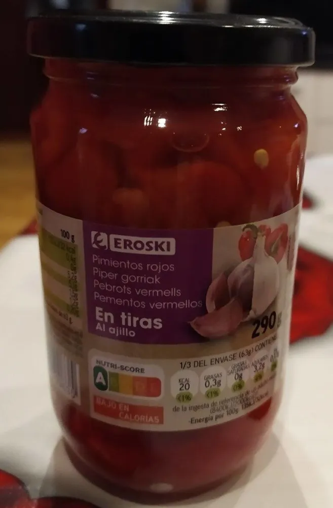 Pimientos rojos en tiras al ajillo