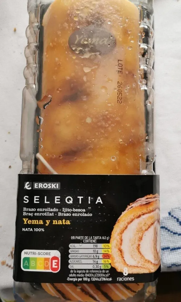 Brazo enrollado yema y nata