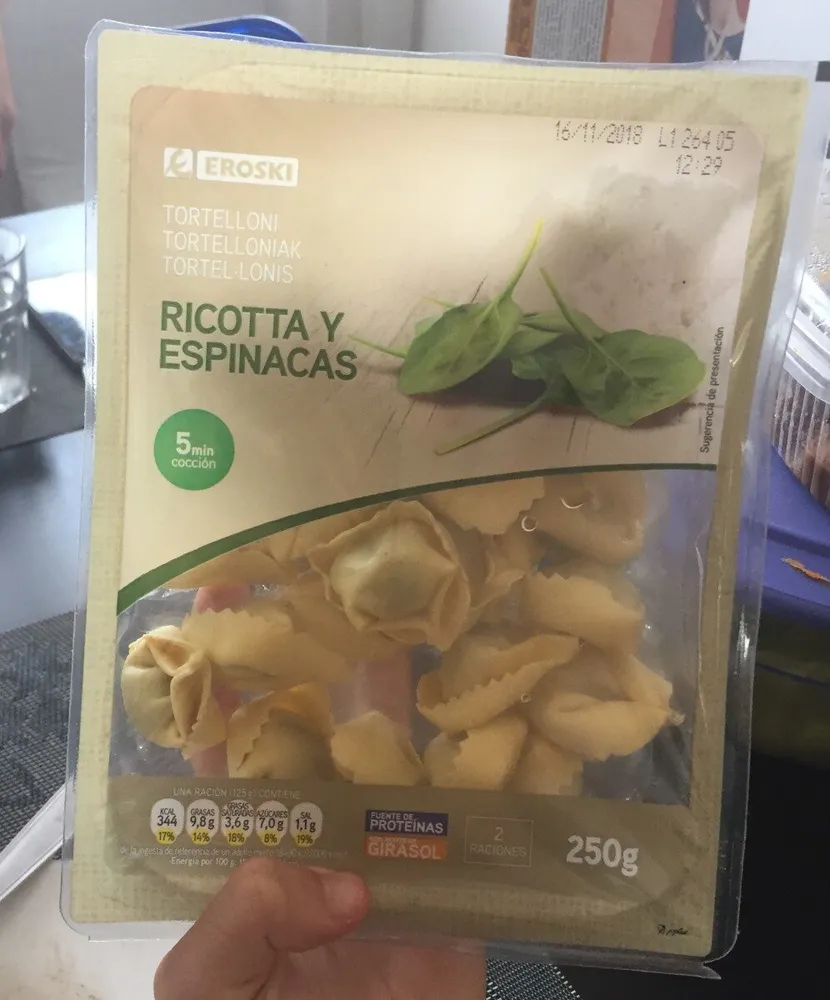 Tortelloni ricotta y espinacas