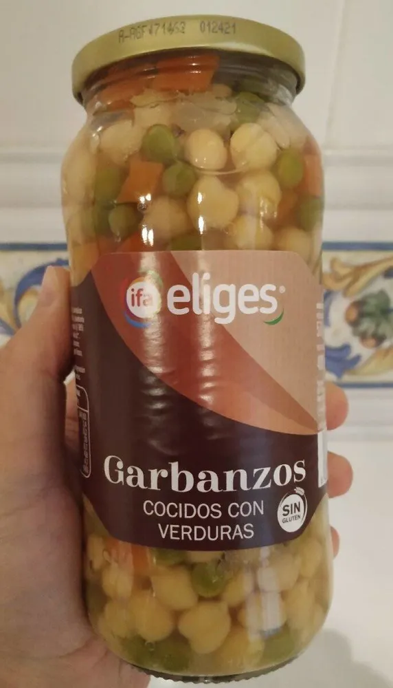Garbanzos cocidos con verduras