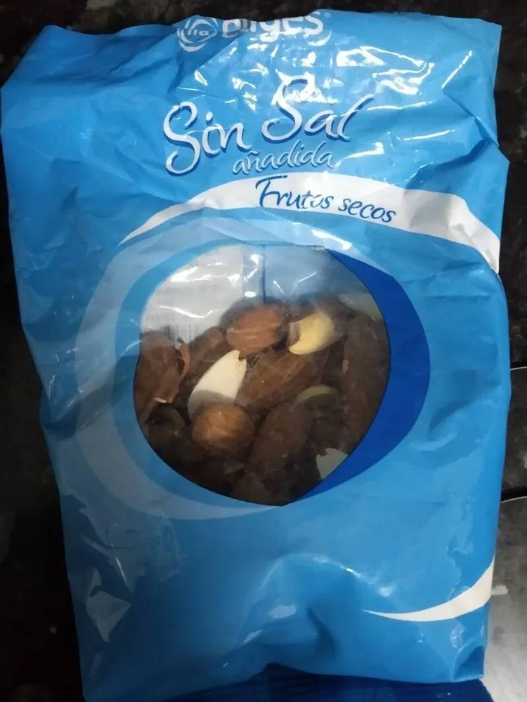 Almendra con piel tostada sin sal