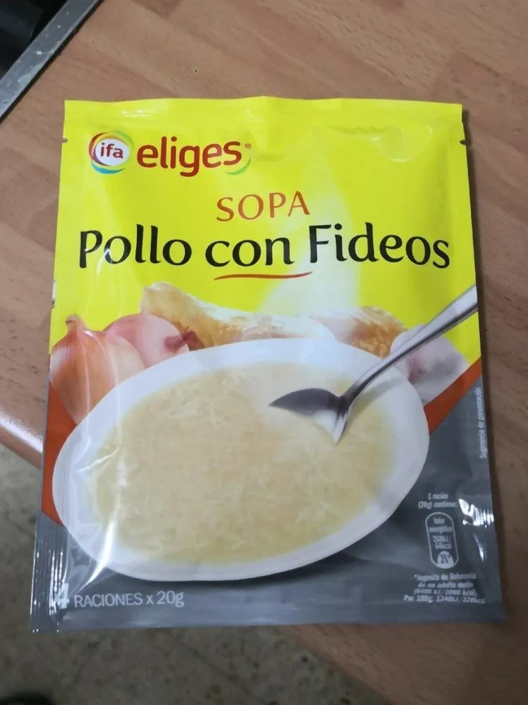 Pollo con Fideos