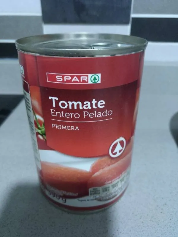 Tomate entero pelado
