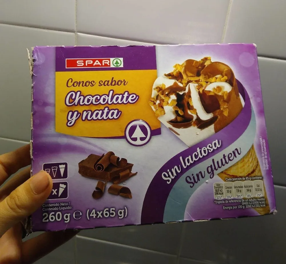 Conos sabor chocolate y nata
