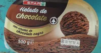Helado de chocolate con virutas de chocolate negro