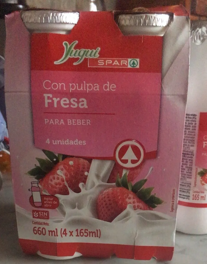 Yogur con pulpa de fresa para beber