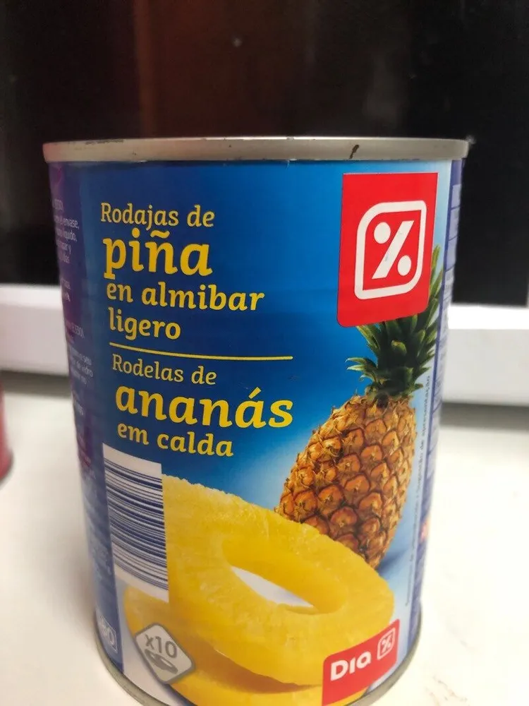 Rodajas de piña en almíbar ligero