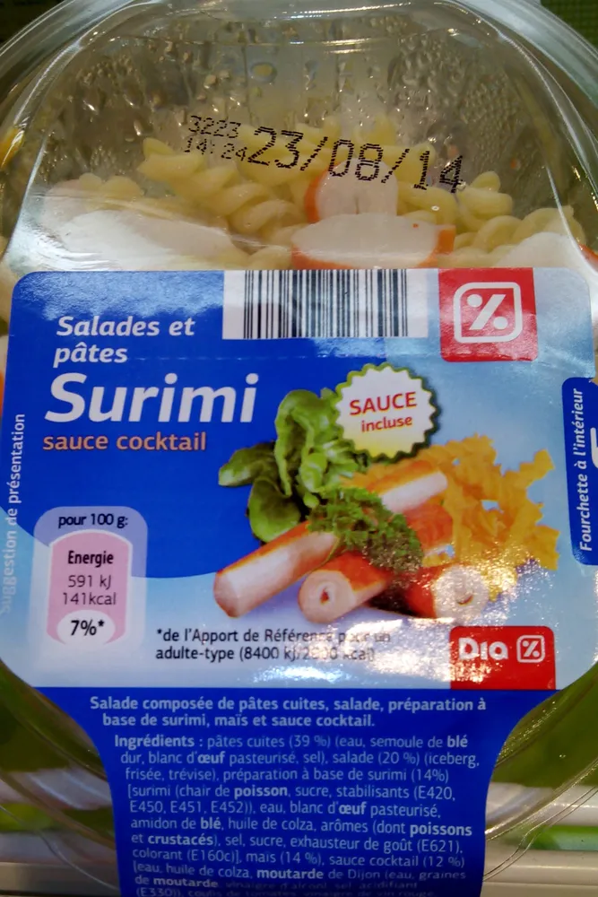 Salades et pâtes Surimi, sauce cocktail