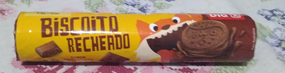 Biscoito recheado sabor chocolate