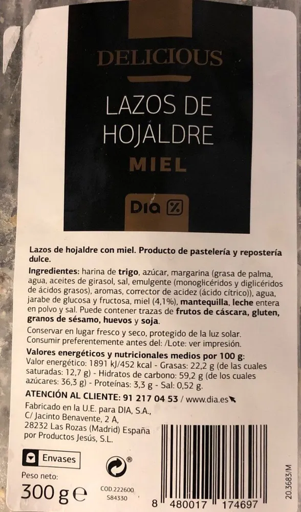 Lazos de hojaldre miel