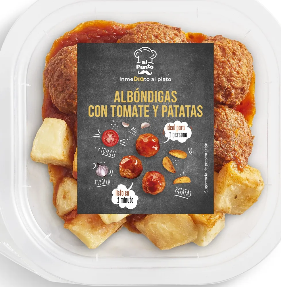 Albóndigas con tomate y patatas