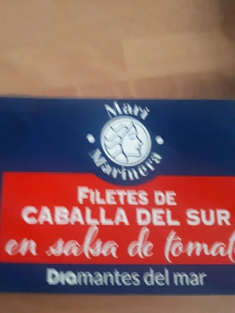Caballa con tomate
