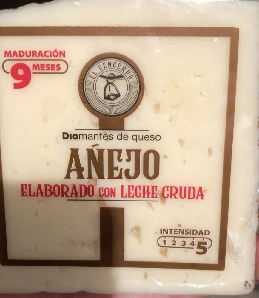 Queso añejo elaborado con leche cruda 9 meses