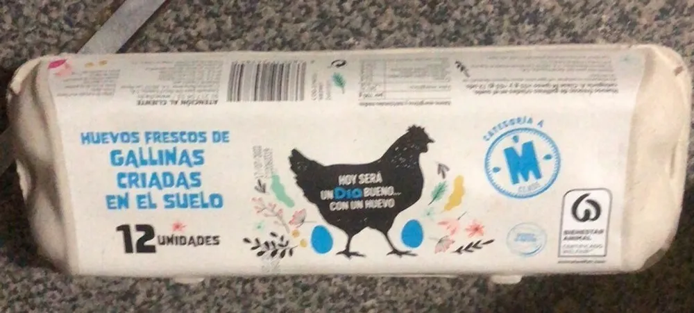Huevos frescos  de suelo