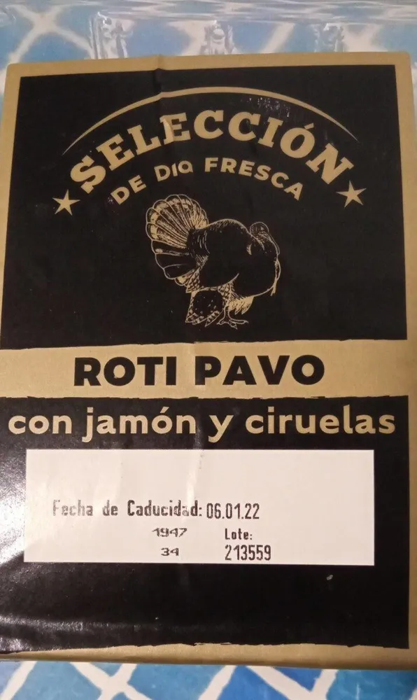 ROTO PAVO CON JAMÓN Y CIRUELAS