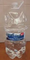 Agua mineral natural