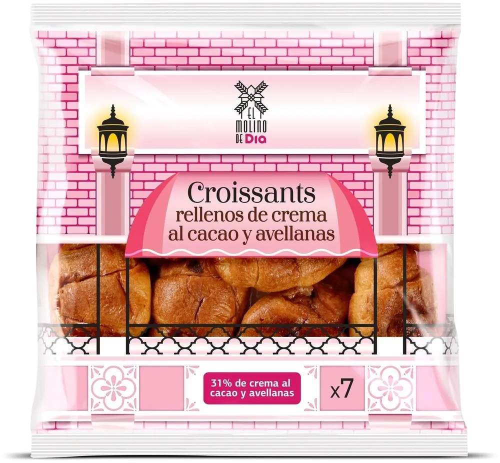 Croissants rellenos de crema de cacao y avellanas