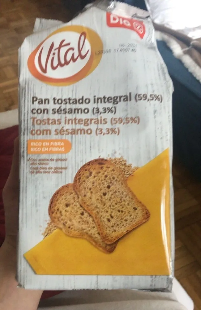Pan tostado integral con sésamo