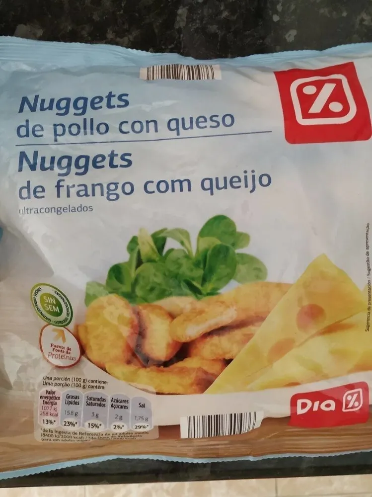 Nuggets de pollo con queso
