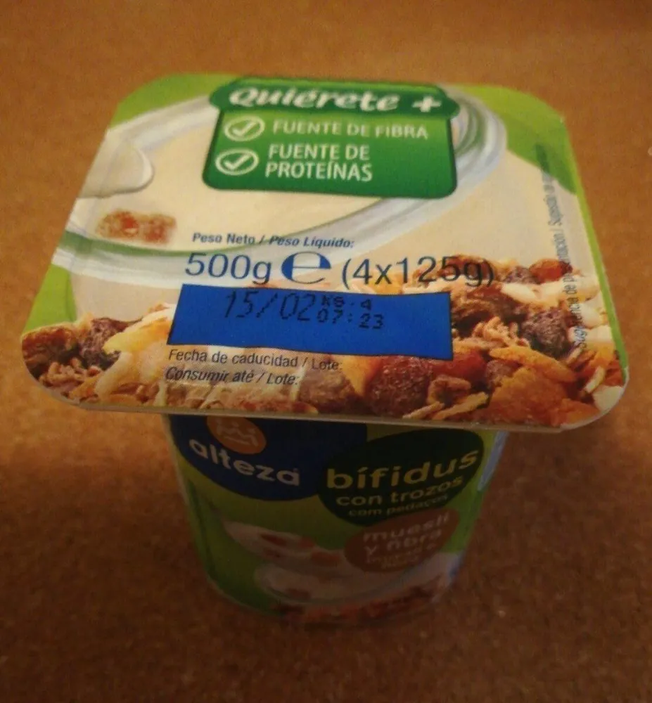 bífidus con trozos, muesli y fibra