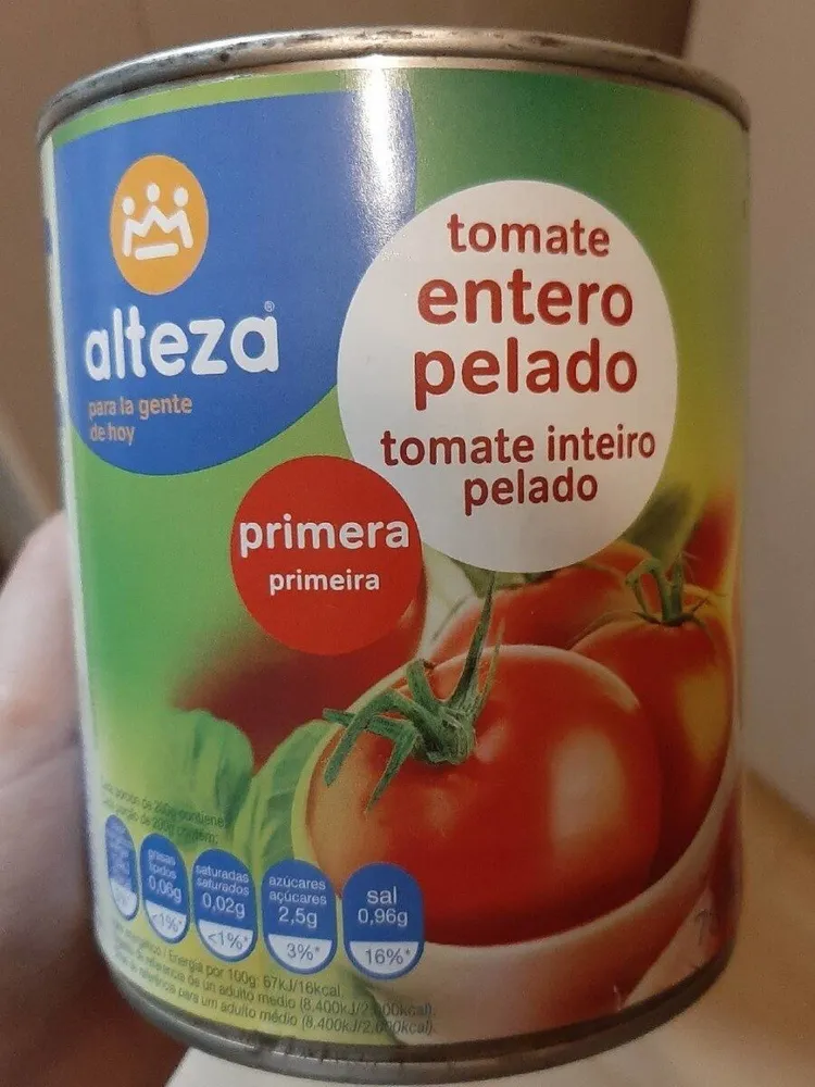 Tomate entero pelado