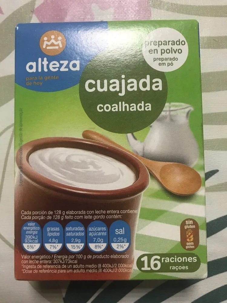 Cuajada. Preparado en polvo