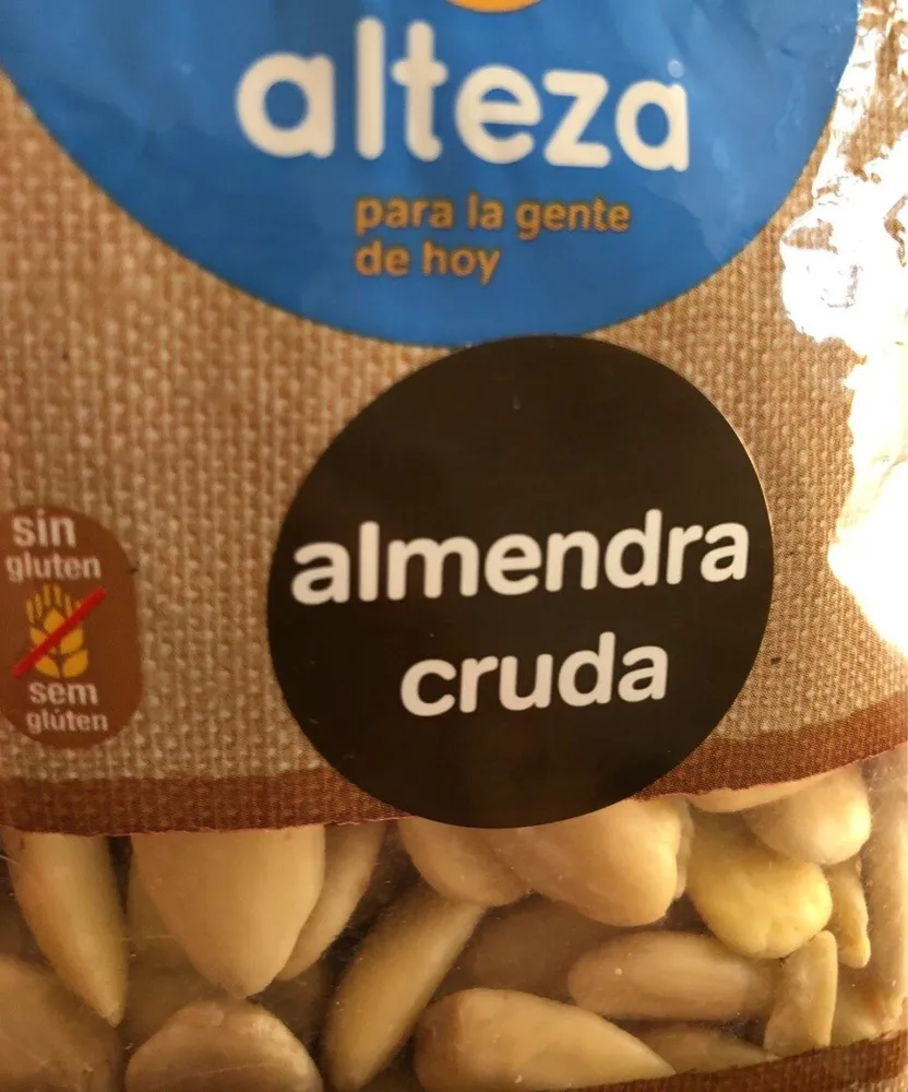 Almendra cruda