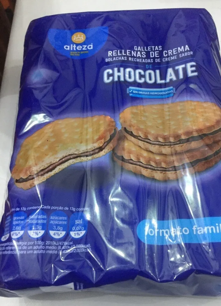 Galletas rellenas de chocolate