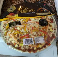 Pizza de pollo con pimientos