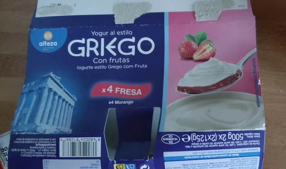 Yogur griego con fresa