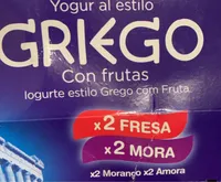 Yogurt al estilo griego con frutas