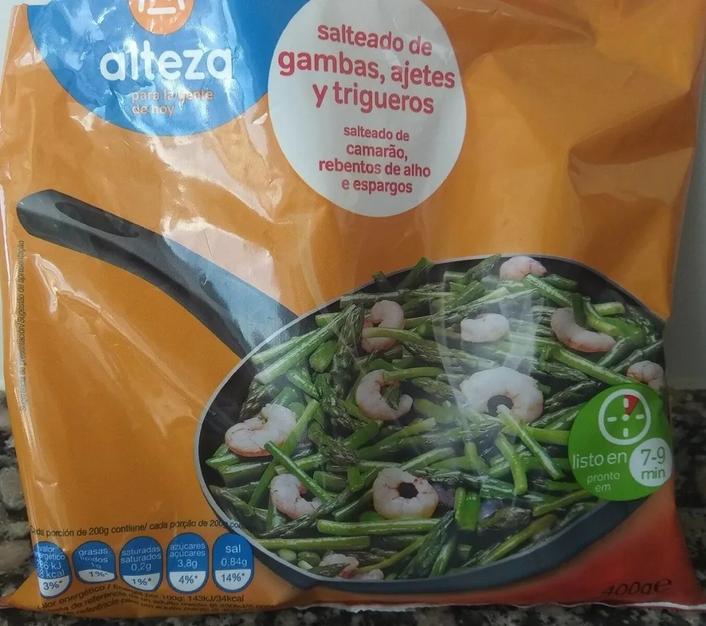 Salteado gambas, ajetes y trigueros