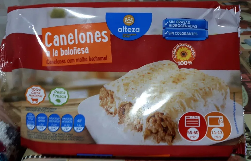 Canelones a la boloñesa