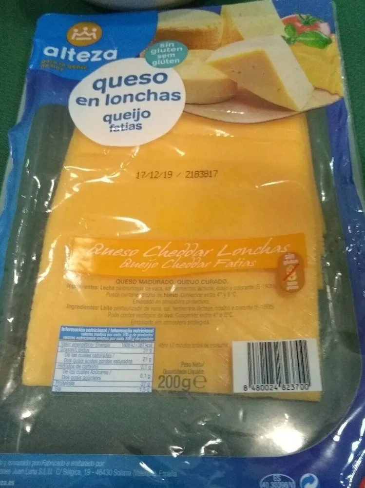 queso cheddar lonchas