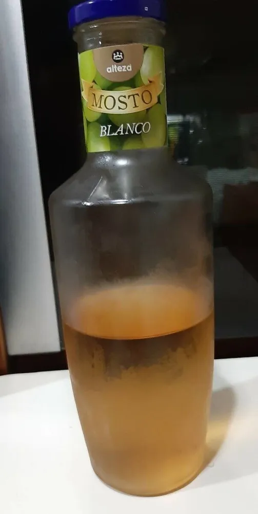 Mosto blanco