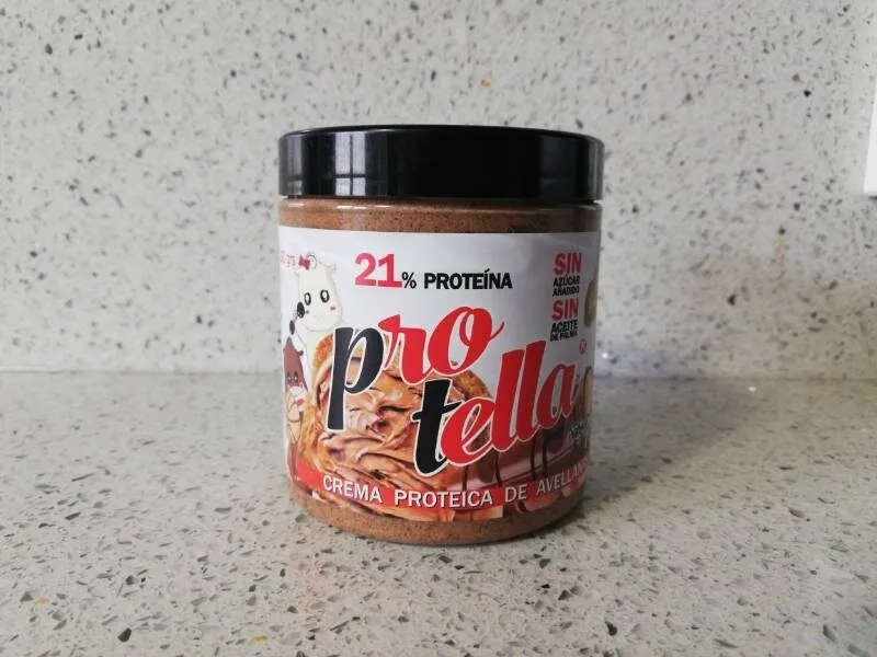 Crema proteica de avellanas
