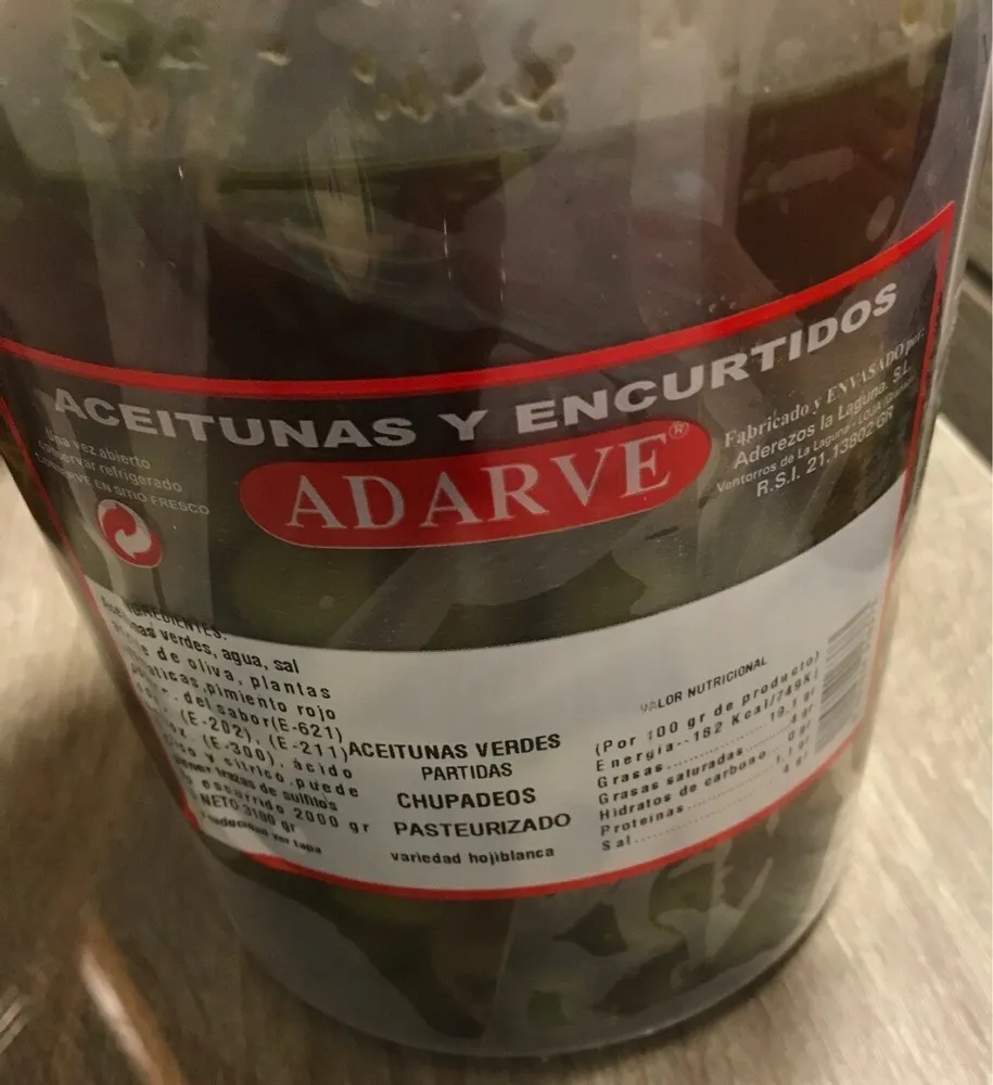 Aceitunas verdes chupadeos