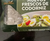 Huevos frescos de codorniz