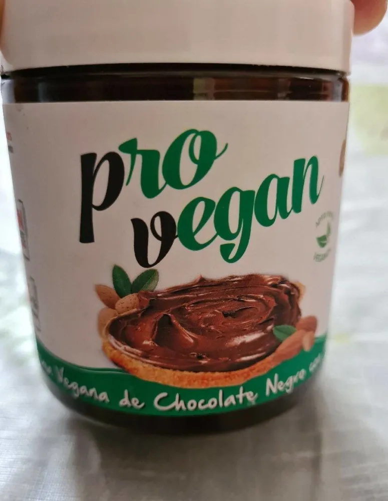Crema vegana de chocolate negra con almendras